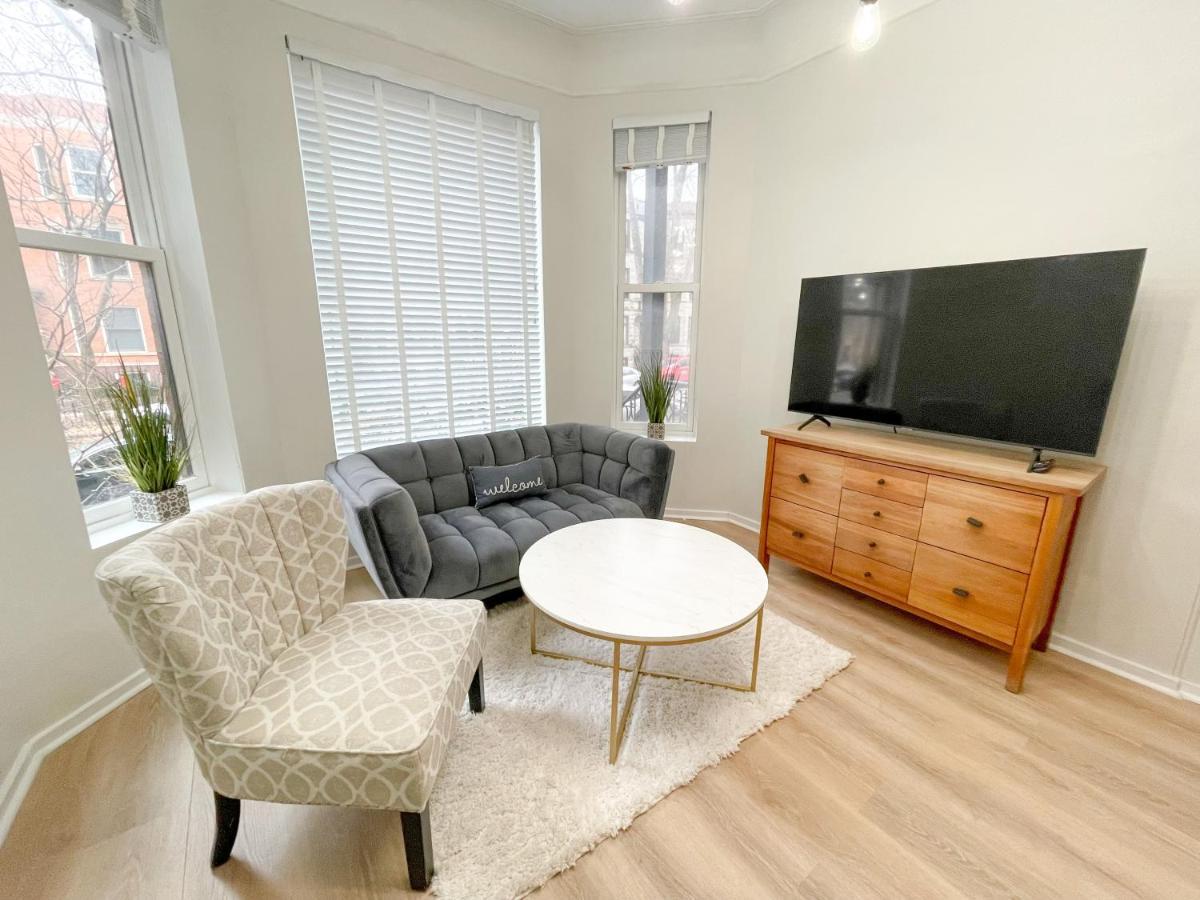 Wrigleyville Friends Unit - 5Bdrm Чикаго Екстер'єр фото