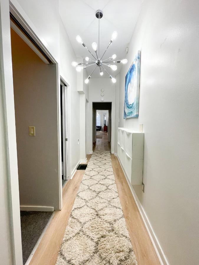 Wrigleyville Friends Unit - 5Bdrm Чикаго Екстер'єр фото